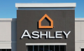 Ashley 通过更新平面图床垫展示区和室内设计元素为贝克斯菲尔德店带来焕然一新的面貌